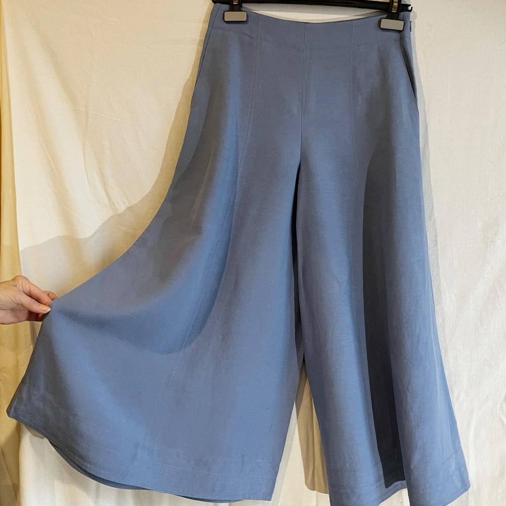 Club Monaco Crop Flare Pants